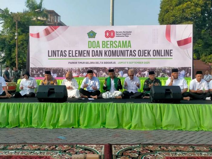 Forkopimda, Lintas Elemen dan Ojol Sidoarjo Gelar Doa Bersama Forkopimda, Lintas Elemen dan Ojol Sidoarjo Gelar Doa Bersama