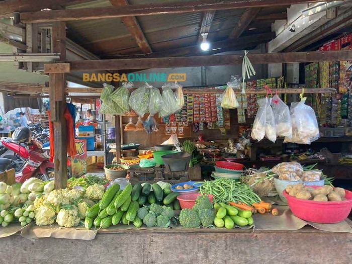Harga Sembako Surabaya Hari Ini: Cabai Merah Besar Naik, Ayam Kampung Merosot Harga Sembako Surabaya Hari Ini: Cabai Merah Besar Naik, Ayam Kampung Merosot