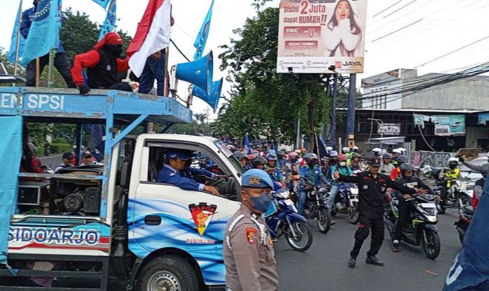Polresta Sidoarjo Lakukan Pengamanan Profesional dan Humanis saat Peringatan Hari Buruh