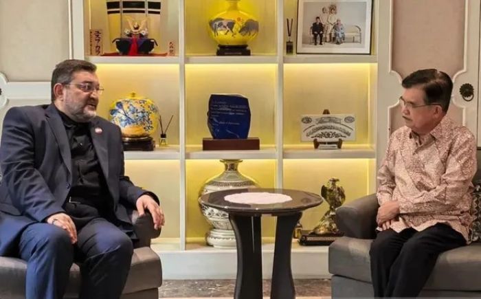 Bukan ke Prabowo, Dubes Iran Temui Jusuf Kalla Bahas Peran Indonesia sebagai Mediator Konflik