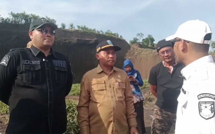 Tak Patuhi Aturan, Komisi III DPRD Proobolinggo Bakal Tutup Tambang Galian C di Desa Pamatan Tak Patuhi Aturan, Komisi III DPRD Proobolinggo Bakal Tutup Tambang Galian C di Desa Pamatan