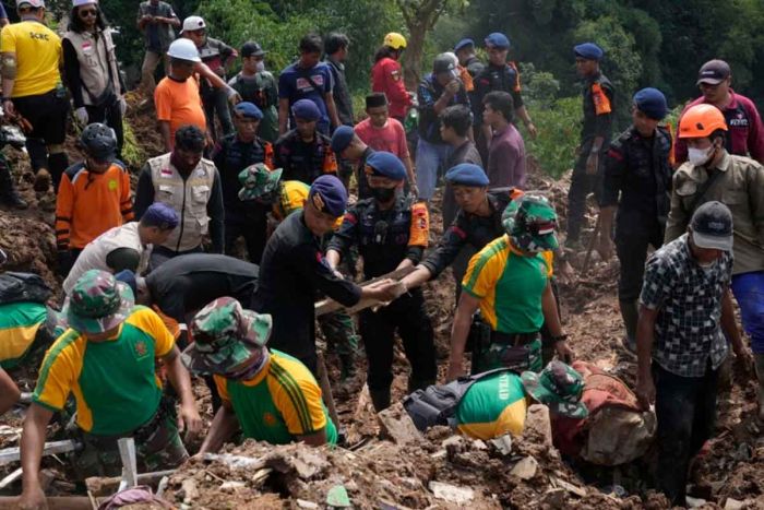 Ada Gempa Susulan Hingga Jumat Sore, Deputi BMKG: Tetap Tenang Meskipun Cianjur Diguyur Hujan