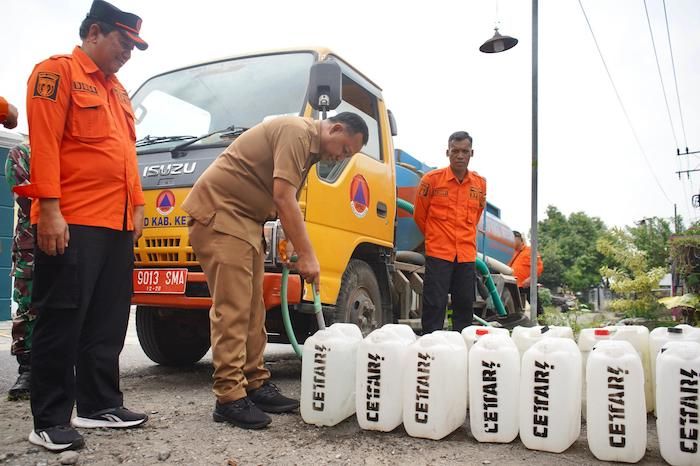 Per Hari, Pemkab Kediri Salurkan 15 Ribu Liter Air Bersih ke Desa Sepawon Plosoklaten