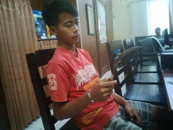Bawa Sajam di Motor, Ditangkap Bawa Sajam di Motor, Ditangkap