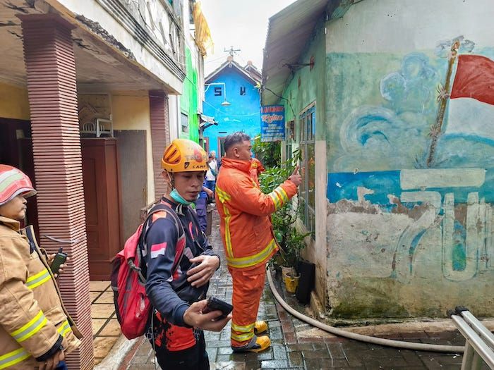 Diduga Korsleting Listrik, Rumah Warga Sisir Kota Batu Ludes Terbakar