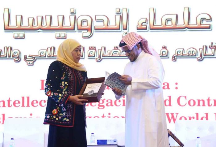 Gubernur Khofifah Kenalkan Turots Ulama Nusantara dan Kontribusinya untuk Keilmuan Dunia di Riyadh