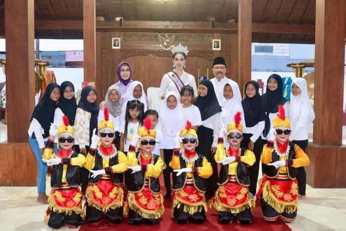 Kunjungi Kota Pasuruan, Putri Indonesia Jawa Timur 2024 Ajak Anak-Anak Berani Raih Mimpi