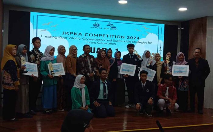 SMAN 2 Batu Juara 1 Lomba Infografis JKPKA 2024