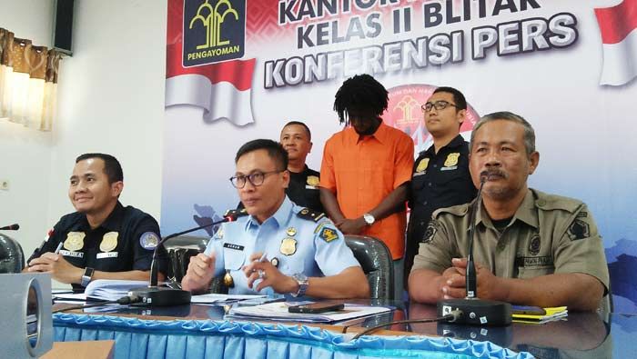 Ikut Tarkam, WNA Asal Pantai Gading Diamankan Imigrasi Blitar