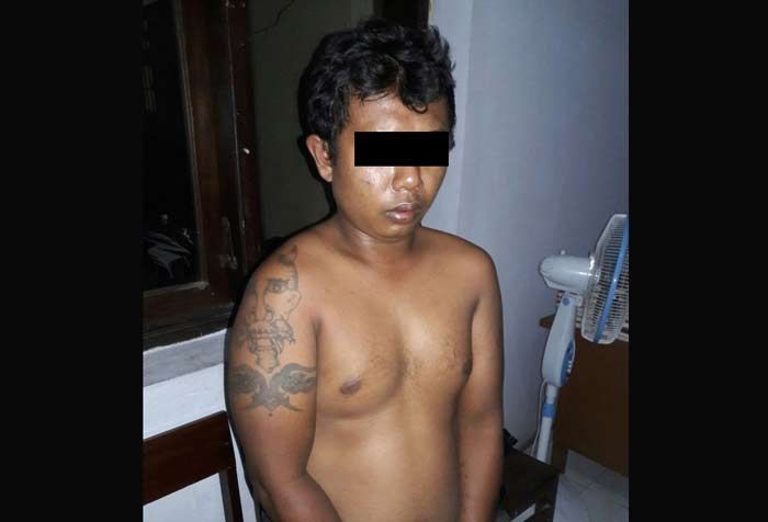 Maling Kotak Amal di Masjid Prajekan Diringkus, Cukit Uang Pakai Lidi dan Permen Karet Maling Kotak Amal di Masjid Prajekan Diringkus, Cukit Uang Pakai Lidi dan Permen Karet