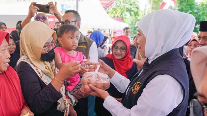 Pasar Murah ke-118 di Magetan, Gubernur Khofifah Tegaskan Komitmen Ekonomi Berkeadilan
