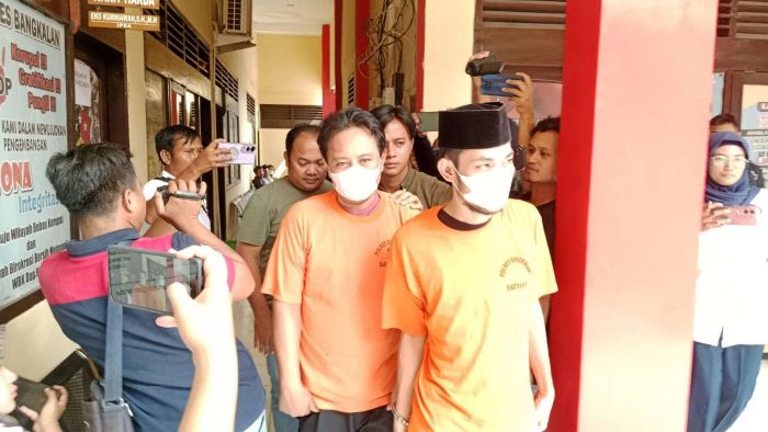 ASN dan THL yang Digrebek Pesta Narkoba di Kantor Kecamatan Modung Bangkalan Diberhentikan Sementara ASN dan THL yang Digrebek Pesta Narkoba di Kantor Kecamatan Modung Bangkalan Diberhentikan Sementara