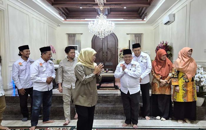 Sambangi Kediaman Khofifah, Ketua PKS Jatim Sampaikan Ucapan Selamat