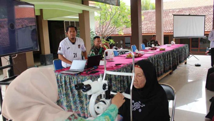 TMMD ke-126 Sidoarjo Gelar Skrining Mata Gratis untuk Warga