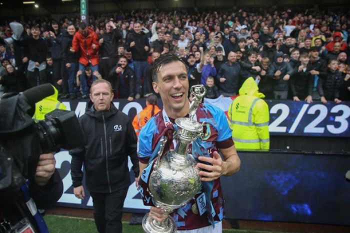 7 Klub Premier League yang Miliki Kapten Asal Inggris 7 Klub Premier League yang Miliki Kapten Asal Inggris