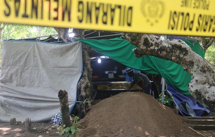 ​Dugaan Pembunuhan, Makam Bocah Tenggelam di Kedung Cinet Jombang Dibongkar