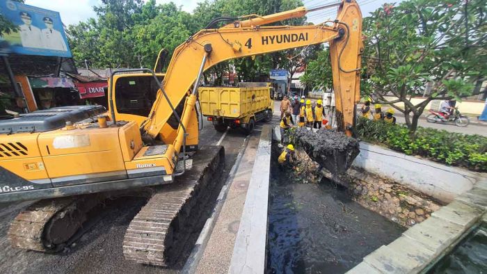 Anitsipasi Banjir, Dinas PU SDA Lamongan Luncurkan Program Garpu Sendok dan Gempur Saloka