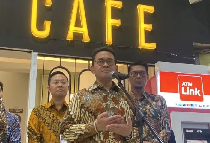 Kolaborasi Kemenhub dan KAI, Mendag Resmikan Produk UMKM Hadir di Kereta Penumpang