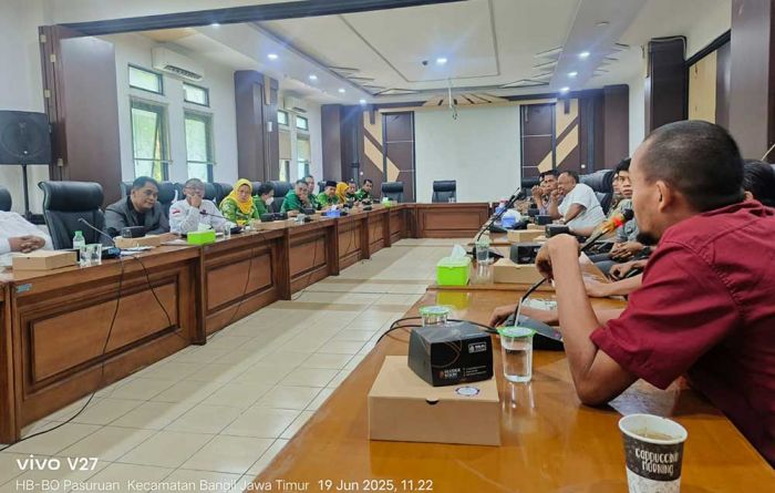 Kadisperindag Bantah Ada Kios di Plasa Bangil Punya Tanggungan Rp500 Juta Lebih, Chairil: ini Aneh Kadisperindag Bantah Ada Kios di Plasa Bangil Punya Tanggungan Rp500 Juta Lebih, Chairil: ini Aneh
