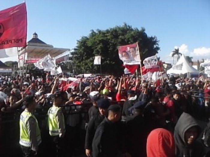 Grup Wali dan Dahlan Iskan Sedot Ribuan Pro Jokowi-JK di Ponorogo