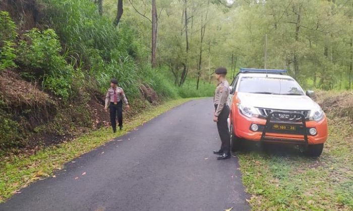 Bawa Alat SAR, Satsabhara Polres Batu Patroli Antisipasi Bencana