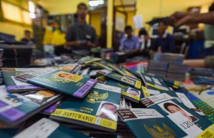 Visa Belum Turun, Keberangkatan Tiga CJH asal Bojonegoro Tertunda