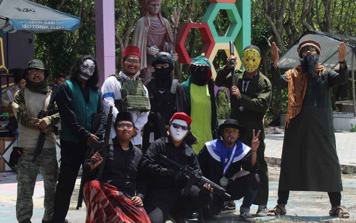 Komunitas Airsoft Gun di Kediri Punya Cara Unik saat Latihan