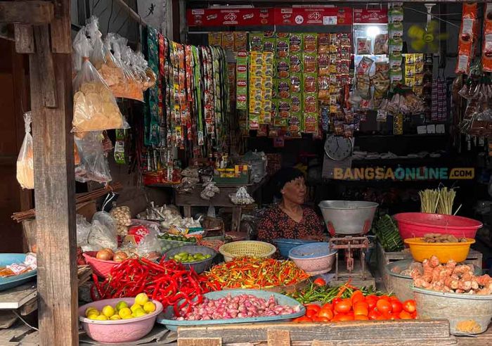 Rincian Harga Sembako Jatim 9 Februari 2026: Cabai Naik Lagi, Bawang Merah Merangkak Tipis
