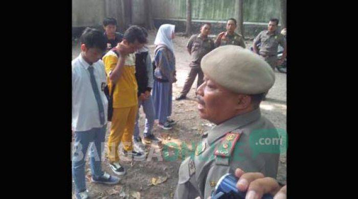 Razia Pelajar Bolos di Kediri, 24 Siswa Terjaring, Diminta Hormat kepada Merah Putih