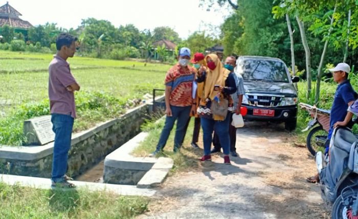DLH Kabupaten Kediri Turunkan Tim untuk Cek Air Irigasi yang Diduga Tercemar Limbah