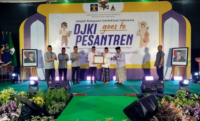 Buka Klinik KI di Ponpes Tebuireng, Kemenkum Jatim: Pesantren Jadi Episentrum Karya dan Inovasi