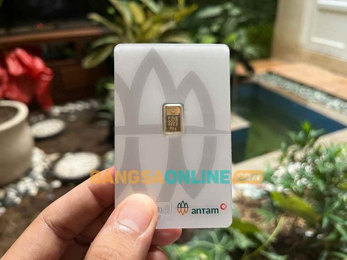 Terus Merangkak, Harga Emas Antam 1 Gram Tembus Rp2.284.000
