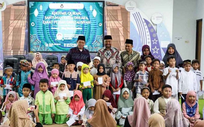 Semarak Ramadan, DWP UP Dispendik Kota Kediri Berbagi ke 180 Anak Yatim dan 231 Dhuafa