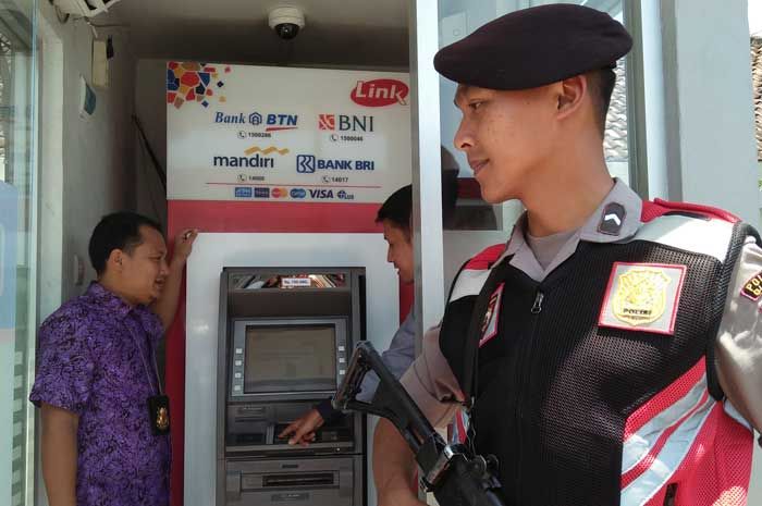 Antisipasi Aksi Skimming, Polres Blitar Cek ATM di Pinggiran Kota