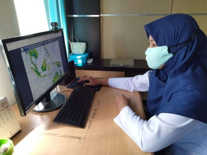Panas Menyengat Terasa di Surabaya dan Malang, BMKG Ungkap Penyebabnya