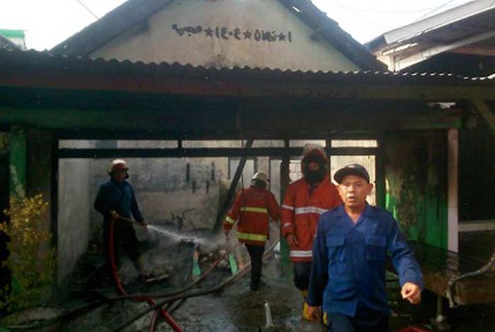 Kebakaran Rumah di Waru, Sidoarjo