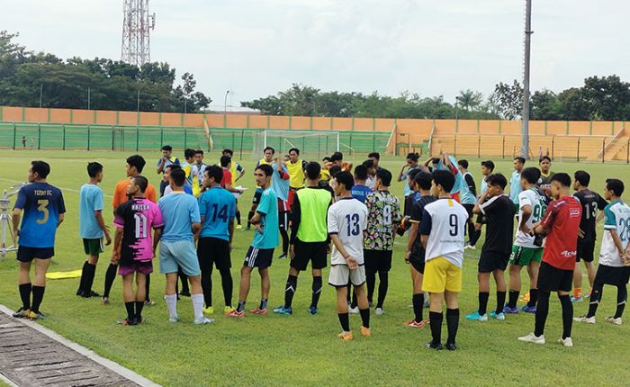 Seleksi Perdana, Pelatih Persibo Jaring 28 Pemain Lokal