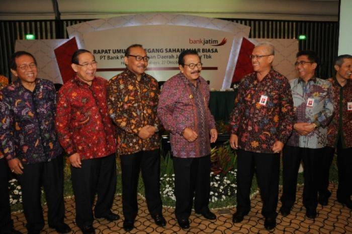  Gelar RUPS LB, Bank  Jatim  Geser Direksi