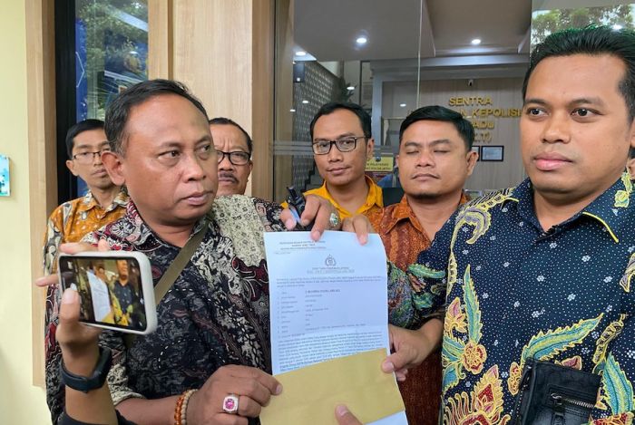 Camat Asemrowo Laporkan Ormas dan Akun yang Fitnah Dirinya Selingkuh ke Polda Jatim