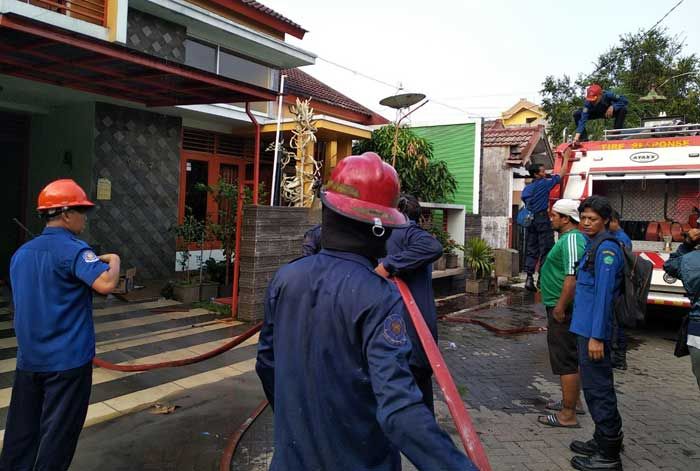 Rumah Mantan Artis Ani Carrera Terbakar