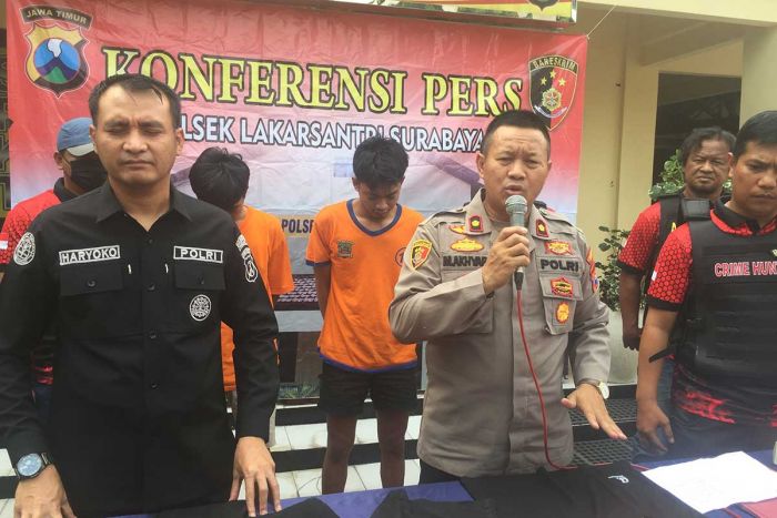 Dua Pelaku Curanmor di Lakarsantri Ditangkap saat Nongkrong, Polisi Temukan Kunci T
