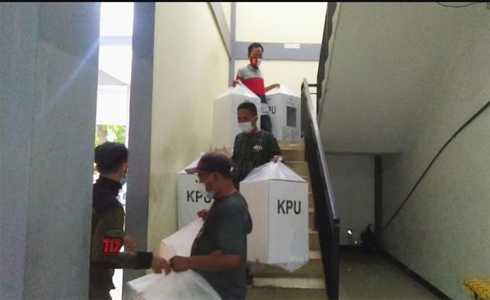 Hari ini, KPU Kota Surabaya Serentak Distribusikan Logistik Pilwali ke Kelurahan