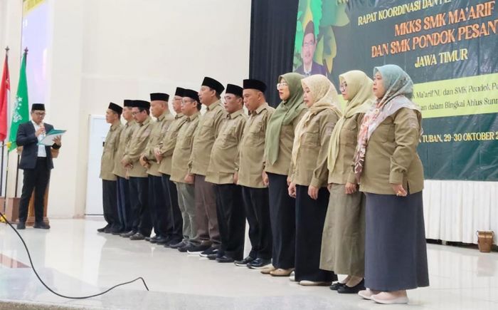 Resmi Dikukuhkan, Pengurus MKKS SMK Maarif dan SMK Ponpes Jatim Siap Perkuat Pendidikan Aswaja Resmi Dikukuhkan, Pengurus MKKS SMK Maarif dan SMK Ponpes Jatim Siap Perkuat Pendidikan Aswaja