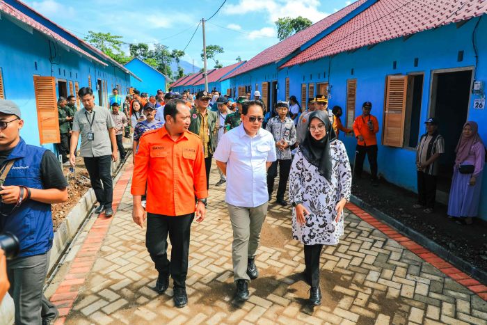 Percepat Bantuan Korban Banjir Bandang, Pj Gubernur Jatim Resmikan 66 Unit Huntap di Banyuwangi