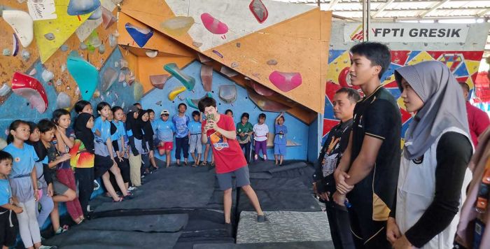 Alma dan Robby, Atlet Gresik Peraih Emas SEA Games 2025 Pulang Kampung