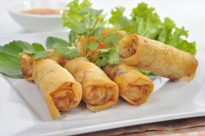 Cara Membuat Lumpia Goreng Khas Semarang yang Renyah