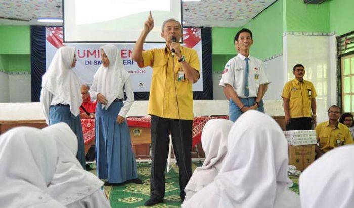 Petrokimia Gresik Galakkan Program BUMN Mengajar ke Sekolah