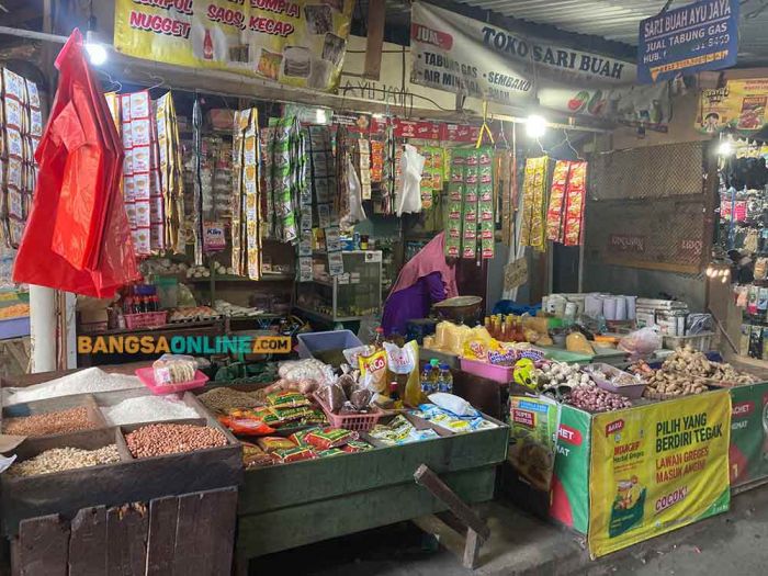 Update Lengkap Harga Sembako Jatim 19 November 2025: Cabai Naik, Teri dan Ayam Kampung Turun Tipis