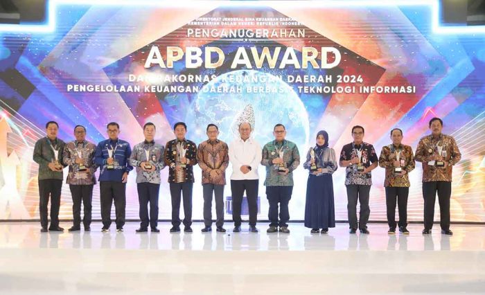 Pemprov Jatim Borong 4 Penghargaan di APBD Award 2024