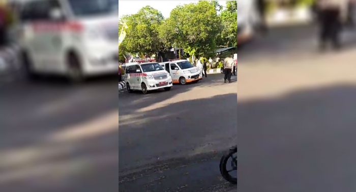Ambulans Pengantar Jenazah Mantan Anggota DPRD Pati Tertabrak Truk Tangki, 1 Orang Tewas